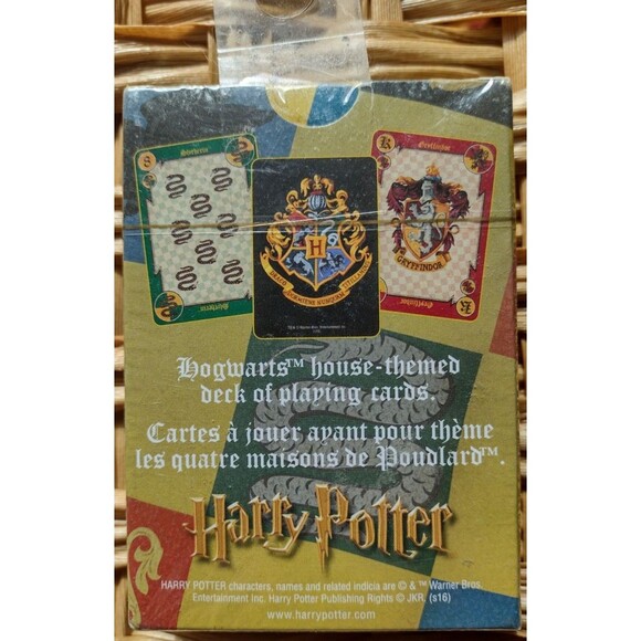Harry Potter Playing Cards - Hogwarts House Themed - Picture 3 of 5